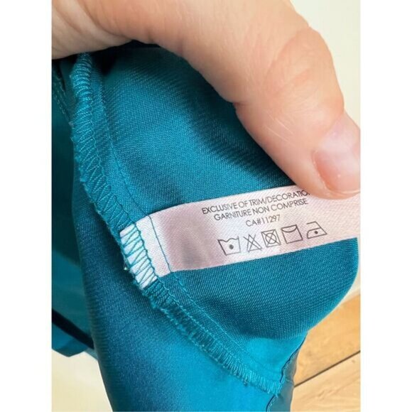 Vintage Y2K La Vie En Rose Women’s S/M Blue Satin Belted Nightwear Robe Sleepwea - Picture 14 of 15